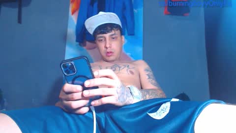 Snapshot of burningboyy chatting on February 2026 11:28:02 AM independiente online show from February 2026 11:28:02 AM