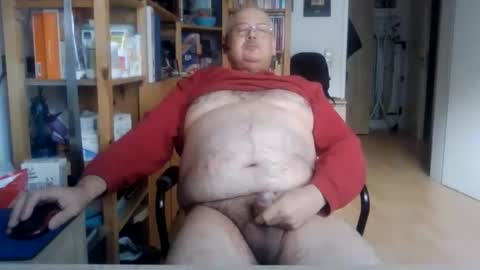 Snapshot of busibaer666 chatting on November 2025 01:44:01 PM busi online show from November 2025 01:44:01 PM