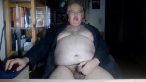 Snapshot of busibaer666 chatting on January 2026 01:22:02 AM busi online show from January 2026 01:22:02 AM