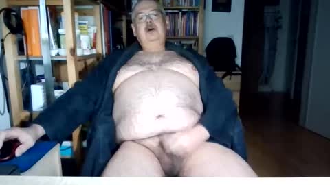 Snapshot of busibaer666 chatting on February 2026 03:07:02 AM busi online show from February 2026 03:07:02 AM