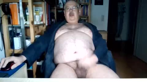 Snapshot of busibaer666 chatting on February 2026 02:09:02 AM busi online show from February 2026 02:09:02 AM