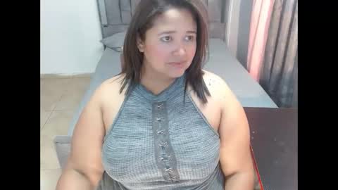 busty juicyy online show from January 2026 02:30:02 PM
