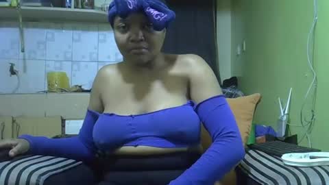 busty kenzi online show from January 2025 09:31:01 PM