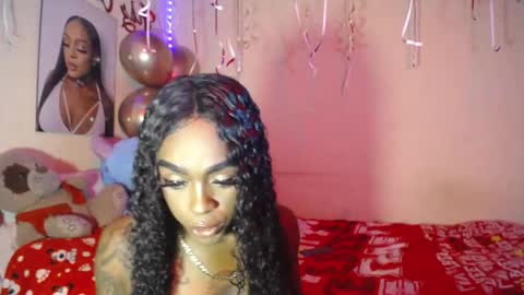 butterfly_rouse online show from November 2025 02:54:02 AM