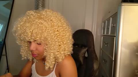 Snapshot of butterflybootyy chatting on December 2025 01:29:01 PM butterfly booty online show from December 2025 01:29:01 PM