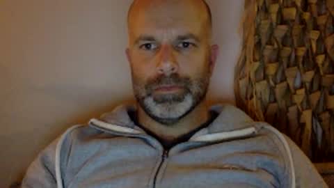 Snapshot of buurman1982isback chatting on October 2025 10:18:01 PM buurman1982isback online show from October 2025 10:18:01 PM