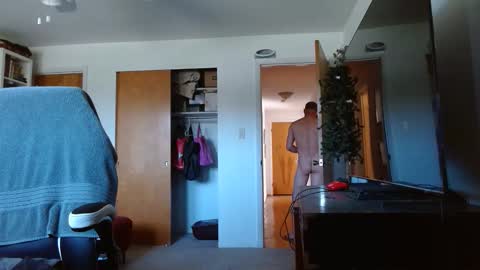 Snapshot of bwall1425 chatting on April 2026 07:36:01 PM bwall1425 online show from April 2026 07:36:01 PM