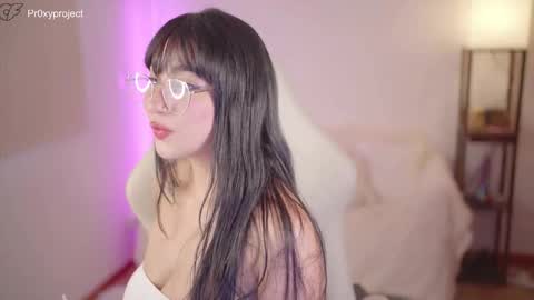 Victoria online show from October 2025 10:18:01 PM