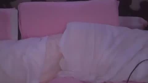 angel online show from September 2025 04:14:01 AM