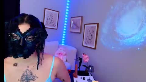 Paris online show from March 2026 06:23:01 PM