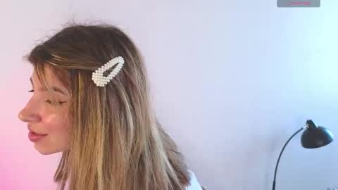 Snapshot of byteblush chatting on October 2025 09:22:02 AM Kira online show from October 2025 09:22:02 AM