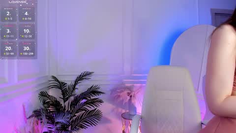 Polly online show from April 2026 09:39:33 PM