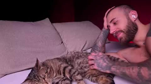 Snapshot of c_o_n_q_u_e_r chatting on February 2025 07:17:02 AM CQ online show from February 2025 07:17:02 AM