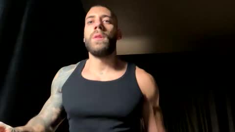 Snapshot of c_o_n_q_u_e_r chatting on September 2025 01:43:01 AM CQ online show from September 2025 01:43:01 AM