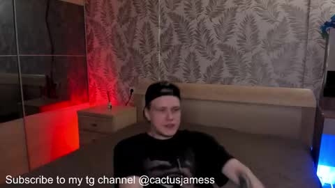 Snapshot of cactusjames_69 chatting on September 2025 05:46:02 PM James online show from September 2025 05:46:02 PM