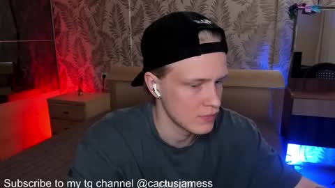 Snapshot of cactusjames_69 chatting on October 2025 05:13:02 PM James online show from October 2025 05:13:02 PM
