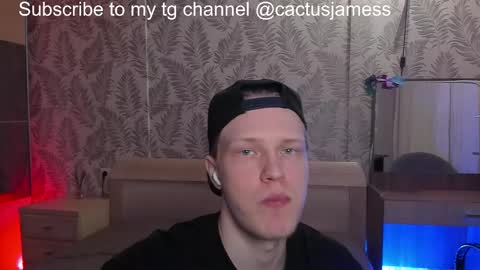 Snapshot of cactusjames_69 chatting on November 2025 12:09:02 AM James online show from November 2025 12:09:02 AM