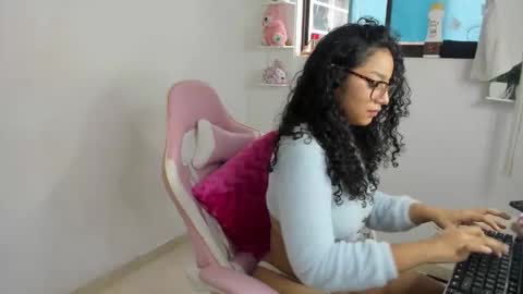 karina online show from October 2025 06:20:02 PM