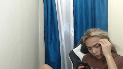 Snapshot of caitessa_bellemoir chatting on March 2026 02:01:01 PM caitessa_bellemoir online show from March 2026 02:01:01 PM