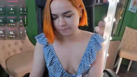 Snapshot of caitlin_crazy chatting on September 2025 09:46:01 AM Gina online show from September 2025 09:46:01 AM