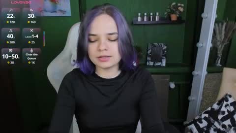 Snapshot of caitlin_crazy chatting on December 2025 09:59:02 AM Gina online show from December 2025 09:59:02 AM