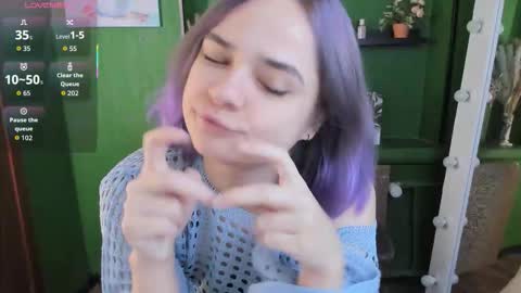 Snapshot of caitlin_crazy chatting on December 2025 10:00:01 AM Gina online show from December 2025 10:00:01 AM