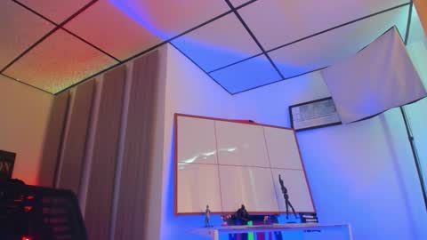 caitlingomez0 online show from October 2025 02:29:01 PM