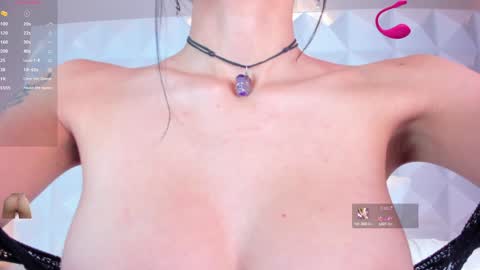 Snapshot of caitlyncouper chatting on January 2025 08:01:01 PM Caitlyn online show from January 2025 08:01:01 PM