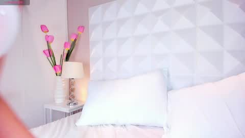 Snapshot of caitlyncouper chatting on February 2025 08:10:01 PM Caitlyn online show from February 2025 08:10:01 PM