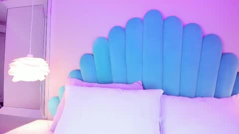 Snapshot of caitlyncouper chatting on March 2025 09:51:01 PM Caitlyn online show from March 2025 09:51:01 PM