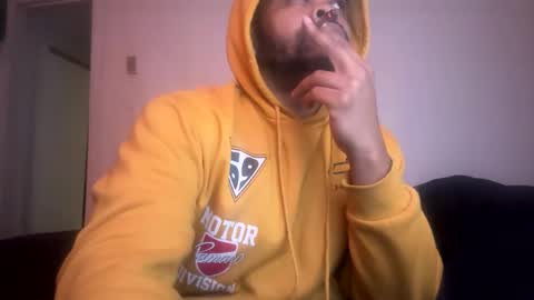 Snapshot of cakezoverfakez chatting on November 2025 12:46:01 AM longjohns online show from November 2025 12:46:01 AM