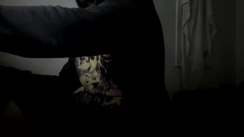 Snapshot of cakezoverfakez chatting on February 2026 12:48:02 AM longjohns online show from February 2026 12:48:02 AM