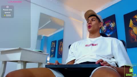 Snapshot of calavalerio chatting on December 2024 11:53:02 PM Valerio online show from December 2024 11:53:02 PM