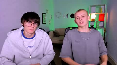 Snapshot of caleb_lichi chatting on December 2025 06:54:02 AM aleb online show from December 2025 06:54:02 AM