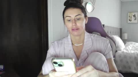 The Cali Cambri online show from February 2025 04:58:01 PM