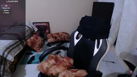 caliope_goddess1 online show from September 2025 11:10:02 PM