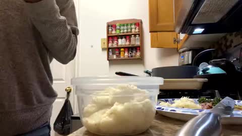 Snapshot of calishop1 chatting on December 2024 04:59:01 AM calishop1 online show from December 2024 04:59:01 AM