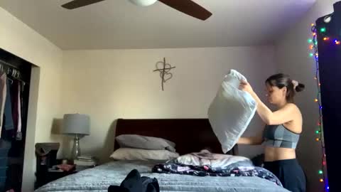 Snapshot of calishop1 chatting on February 2025 04:11:02 PM calishop1 online show from February 2025 04:11:02 PM