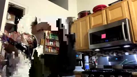 Snapshot of calishop1 chatting on February 2025 01:15:01 AM calishop1 online show from February 2025 01:15:01 AM