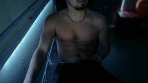 Snapshot of caliwine1306 chatting on February 2026 04:18:02 AM caliwine1306 online show from February 2026 04:18:02 AM