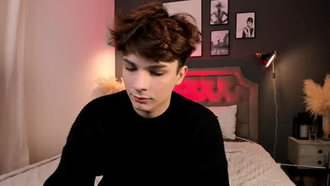 Call me Leo online show from December 2024 11:29:02 AM