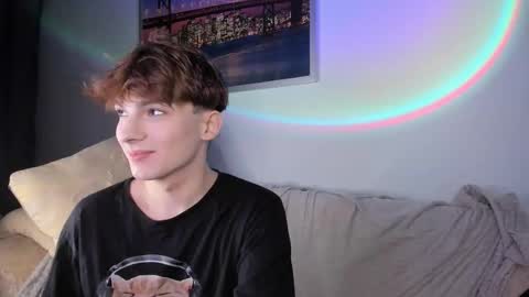 Call me Leo online show from January 2025 11:00:02 PM