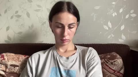 Anna online show from October 2025 11:29:01 AM