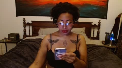 Snapshot of call_me_hedone chatting on January 2025 02:53:02 PM Hedone online show from January 2025 02:53:02 PM