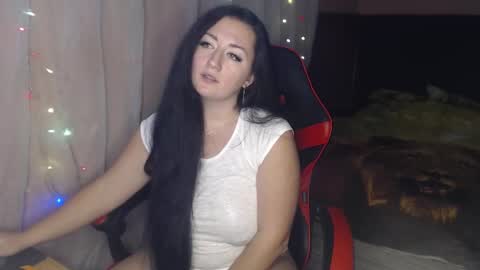 Shaya online show from November 2025 03:48:02 PM