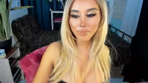 Snapshot of callmebythename_daisy chatting on September 2025 02:49:02 PM A STINGY MAN IS A SIGN OF UNWELLINGNESS. online show from September 2025 02:49:02 PM