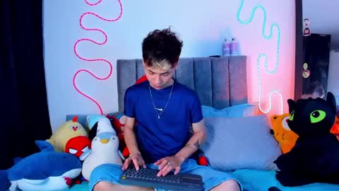 Snapshot of callum__777 chatting on May 2026 04:20:01 AM callum online show from May 2026 04:20:01 AM