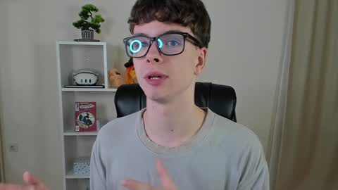 Hey I am Calvin  online show from January 2025 07:13:02 PM