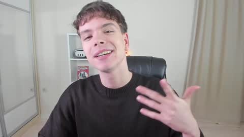 Hey I am Calvin  online show from January 2025 07:07:02 PM