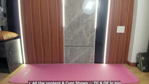 Snapshot of calvin_loves_you chatting on April 2026 07:07:02 PM Hey I am Calvin online show from April 2026 07:07:02 PM